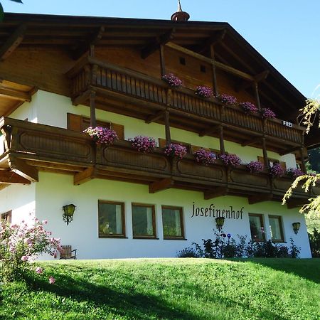 Hotel Josefinenhof Neustift im Stubaital Esterno foto